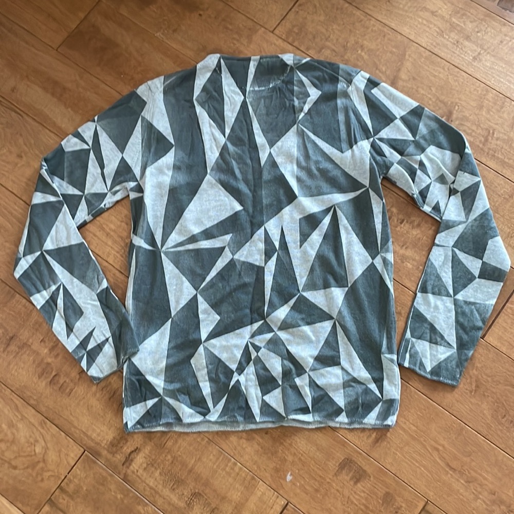 Emporio Armani L 100% Virgin Wool  sweater - Picture 7 of 8